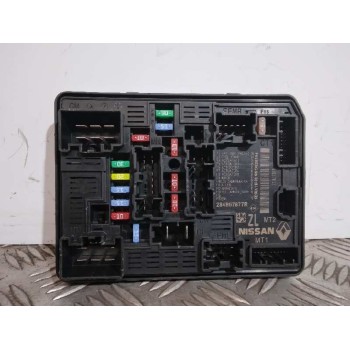 CAJA RELES / FUSIBLES 284B67877R 