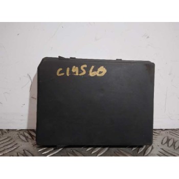 Recambio de caja reles / fusibles para renault captur ii intens referencia OEM IAM 284B67877R  