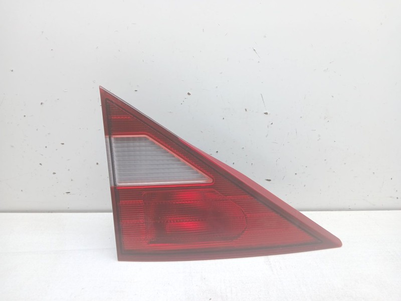 Recambio de piloto trasero izquierdo interior para ssangyong rodius i 2.7 xdi referencia OEM IAM   