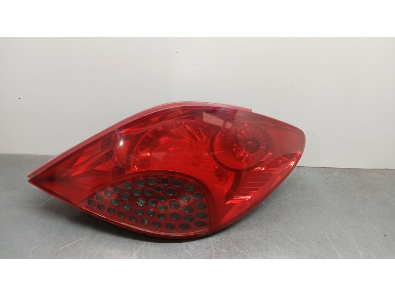 Recambio de piloto trasero derecho para peugeot 207/207+ (wa_, wc_) 1.4 referencia OEM IAM 9649986580  