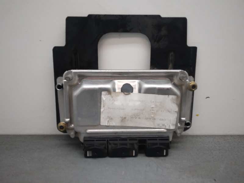 Recambio de centralita motor uce para peugeot 307 (s1) xs referencia OEM IAM 9657499880 0261206943 