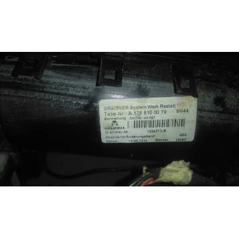 Recambio de apoyabrazos central para mercedes-benz clase gla (w156) 2.1 cdi cat referencia OEM IAM A1768100079  