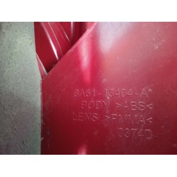 Recambio de piloto trasero derecho para ford fiesta (cb1) 1.4 tdci cat referencia OEM IAM 8A6113404A  