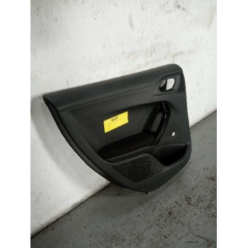 Recambio de guarnecido puerta trasera izquierda para peugeot 208 referencia OEM IAM   