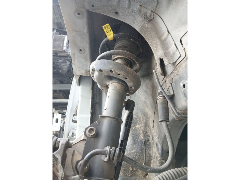 Recambio de amortiguador delantero derecho para chevrolet orlando 1.8 cat referencia OEM IAM 13261197  