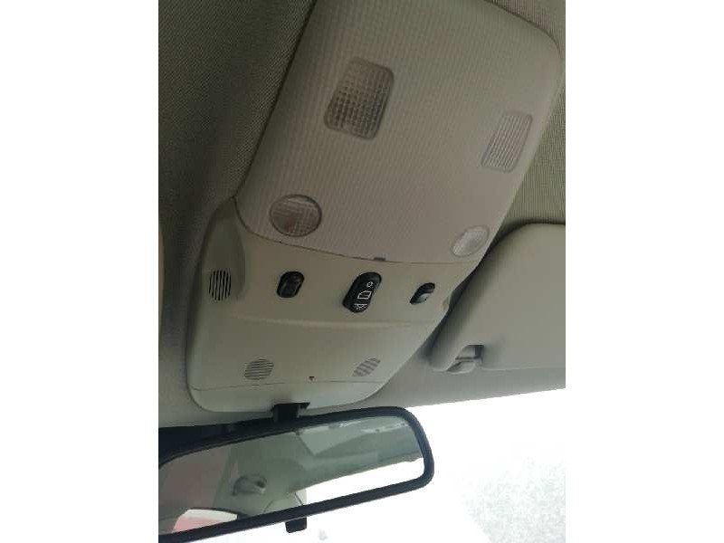 Recambio de luz interior para cadillac bls business referencia OEM IAM   