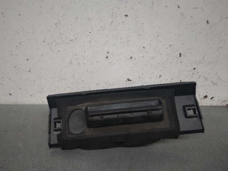 Recambio de maneta exterior porton para peugeot 206 berlina e-music referencia OEM IAM N0501499 2 CABLES 