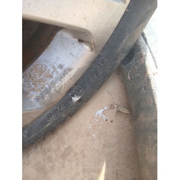 Recambio de neumatico para nissan juke (f15) 1.6 referencia OEM IAM 215-55-17 94w  pirelli 20