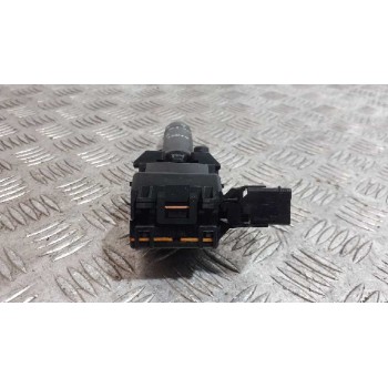 Recambio de mando limpia para toyota yaris live referencia OEM IAM   