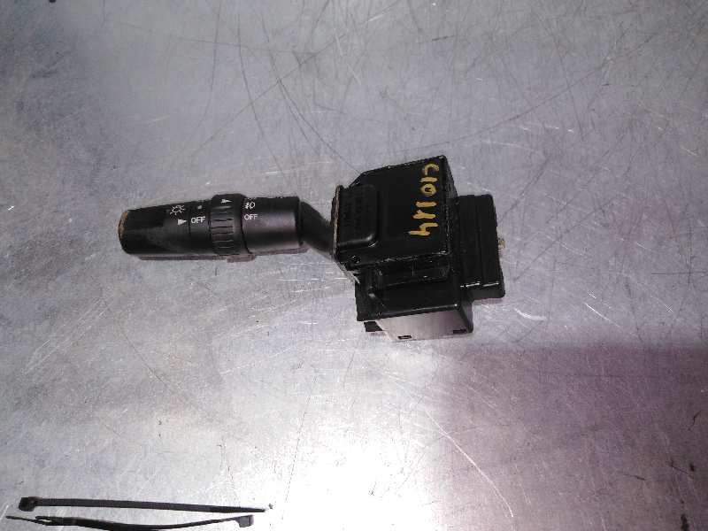 Recambio de mando intermitentes para mazda 3 berlina (bk) 1.6 cd diesel cat referencia OEM IAM   