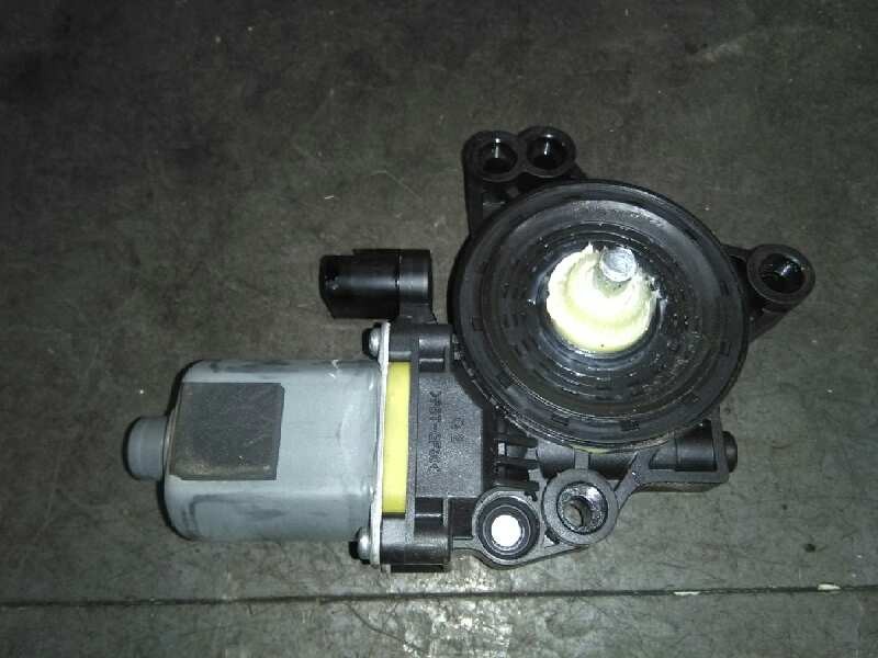 Recambio de motor elevalunas trasero izquierdo para hyundai i30 (gd) trend referencia OEM IAM 83450A5000  