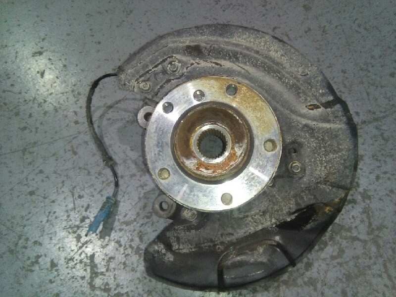 Recambio de mangueta delantera derecha para bmw serie 3 touring (e91) 320d xdrive referencia OEM IAM 6768996  