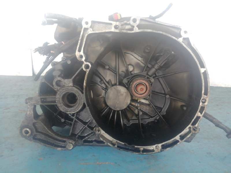 Recambio de caja cambios para mazda 3 berlina (bk) 1.6 cd diesel cat referencia OEM IAM 3M5R7002YF 5V 