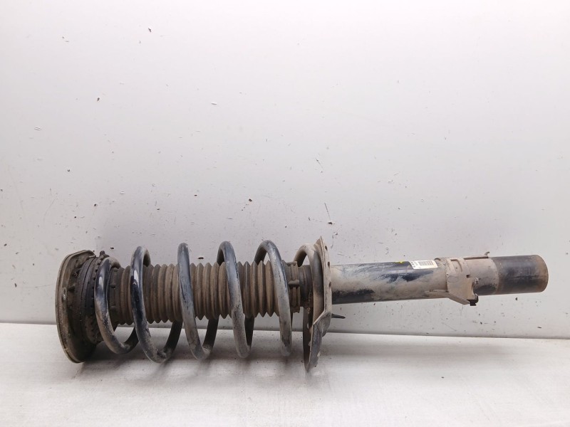 Recambio de amortiguador delantero derecho para land rover freelander (lr2) referencia OEM IAM 6g9118045  