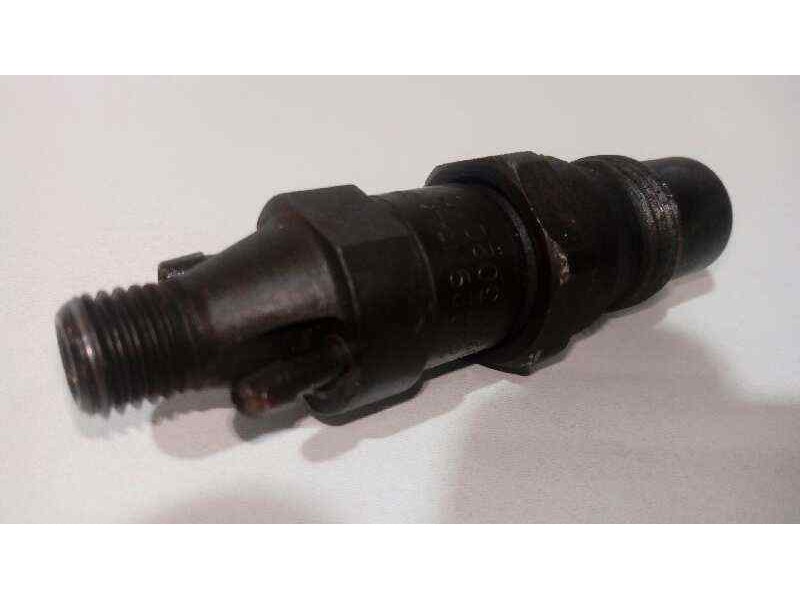 Recambio de inyector para volkswagen polo berlina (6n1) 1.9 diesel referencia OEM IAM 028130201C  