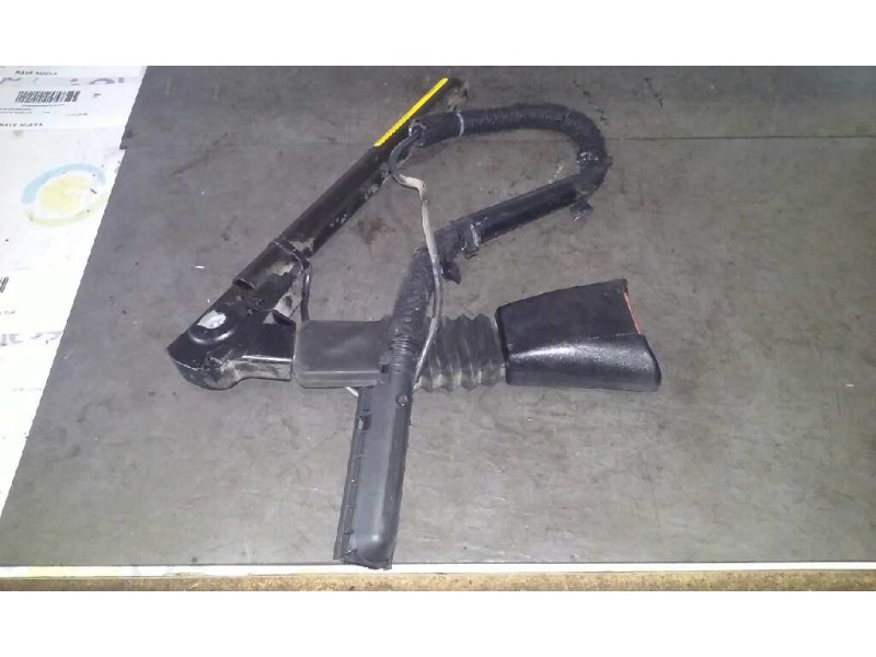 Recambio de pretensor airbag derecho para opel corsa c club referencia OEM IAM  5P 