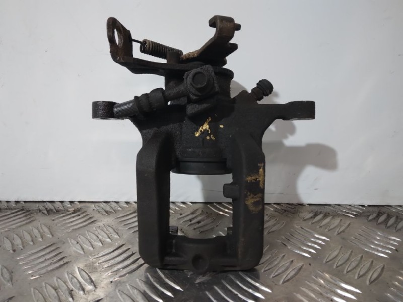 Recambio de pinza freno trasera derecha para opel astra j sports tourer cosmo referencia OEM IAM  GM 