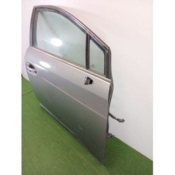Recambio de puerta delantera derecha para toyota avensis touring sports advance referencia OEM IAM   