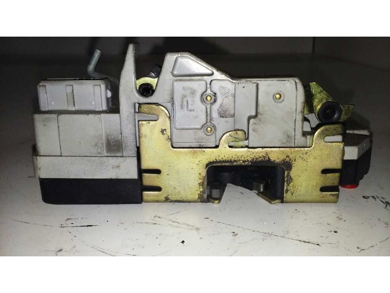 Recambio de cerradura puerta trasera izquierda para peugeot 406 berlina (s1/s2) srdt referencia OEM IAM   4 PINS