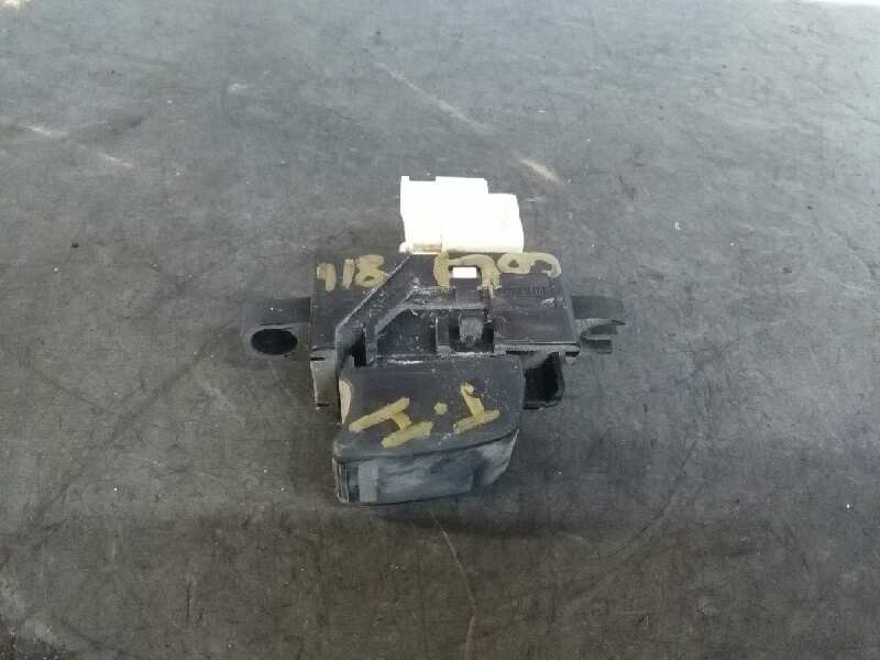 Recambio de mando elevalunas trasero izquierdo para nissan x-trail (t30) le referencia OEM IAM 254110V000  