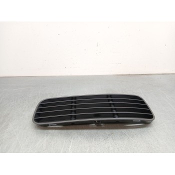 Recambio de rejilla paragolpes derecha para volkswagen polo (6n2) 1.4 16v referencia OEM IAM 6K585366A  