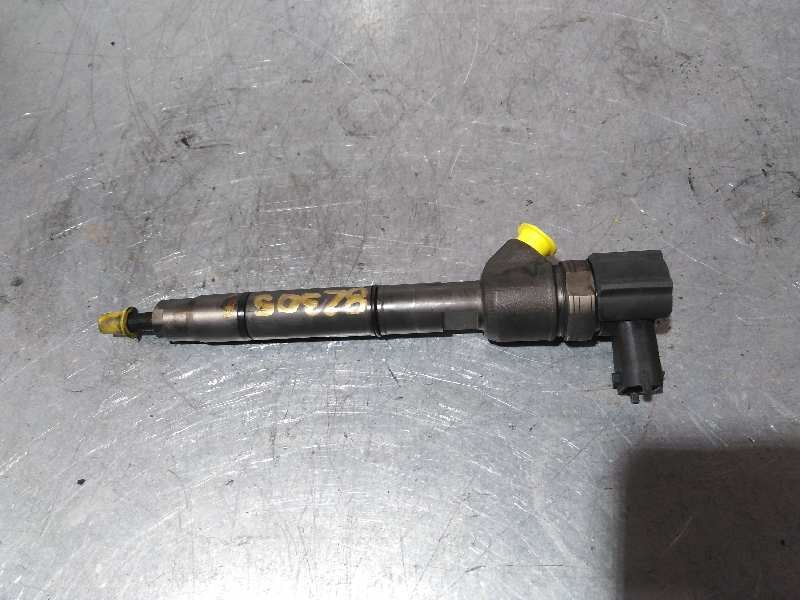 Recambio de inyector para hyundai tucson (jm) 2.0 crdi comfort (4wd) referencia OEM IAM 0445110411  