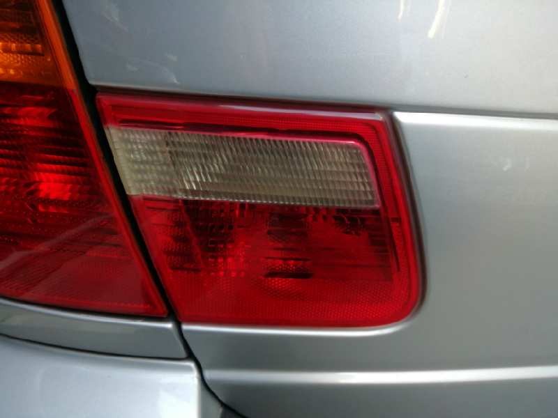 Recambio de piloto trasero izquierdo interior para bmw serie 3 touring (e46) 320d referencia OEM IAM   