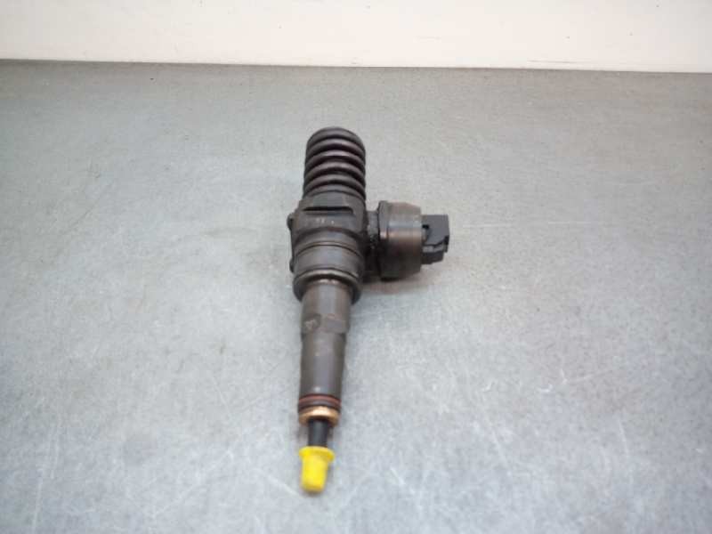 Recambio de inyector para volkswagen touareg (7la) 2.5 tdi referencia OEM IAM 07Z130073F 0414720210 X1