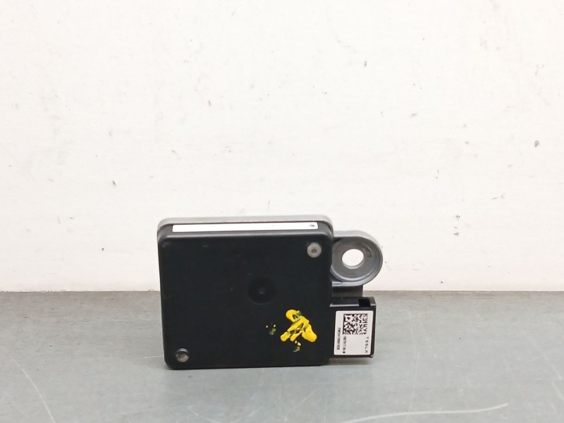 Recambio de modulo electronico para tesla model 3 (5yj3) ev awd referencia OEM IAM 160791700M  