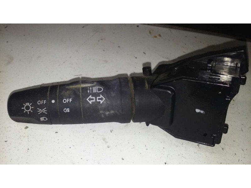 Recambio de mando luces para nissan x-trail (t30) le referencia OEM IAM 255408H7014119  