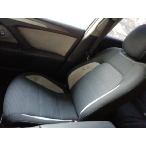 Recambio de asiento delantero derecho para toyota avensis advance referencia OEM IAM   