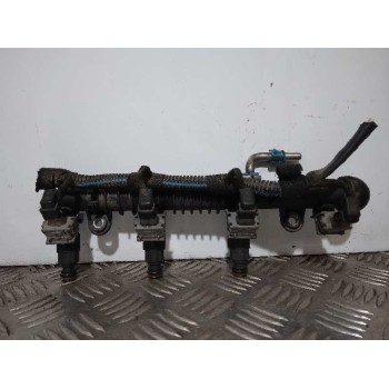 RAMPA INYECTORA 0280151076 LE FALTA UN INYECTOR 