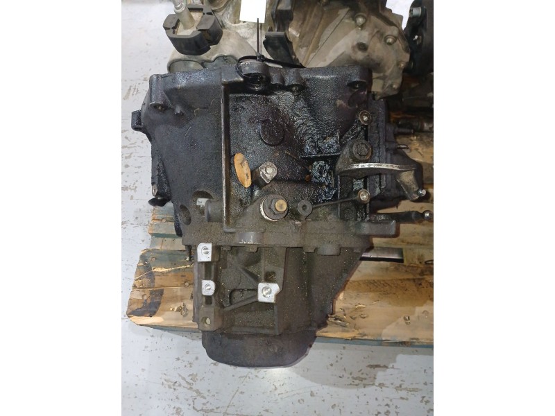 Recambio de caja casco para citroën c3 picasso (sh_) 1.2 thp 110 referencia OEM IAM 20DP33  