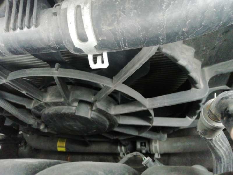 Recambio de electroventilador para kia sportage basic 2wd referencia OEM IAM 25304D7520  