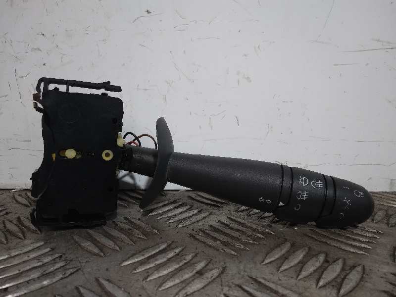 Recambio de mando intermitentes para renault espace iv (jk0) dynamique referencia OEM IAM 8200012245  