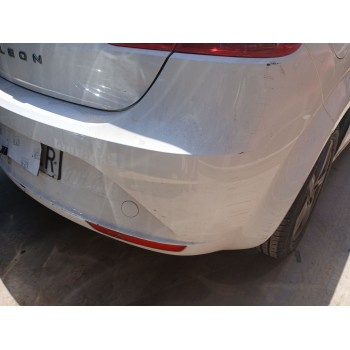 Recambio de paragolpes trasero para seat leon (1p1) reference referencia OEM IAM 1p0807421  