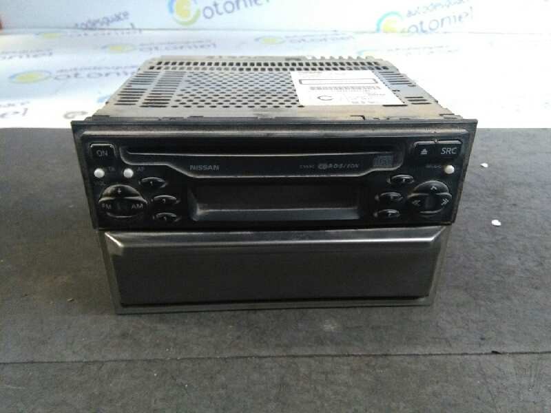 Recambio de sistema audio / radio cd para nissan x-trail (t30) le referencia OEM IAM 28185EQ300  