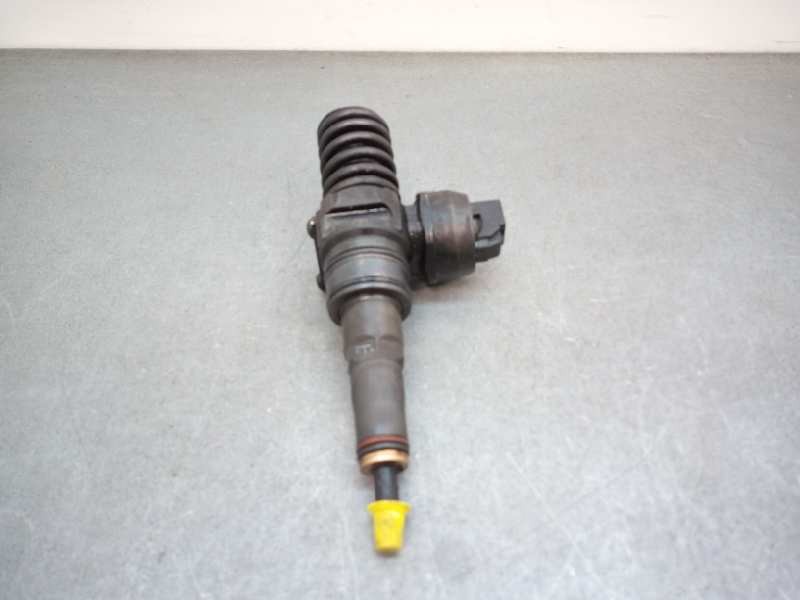 Recambio de inyector para volkswagen touareg (7la) 2.5 tdi referencia OEM IAM 07Z130073F 0414720210 X1