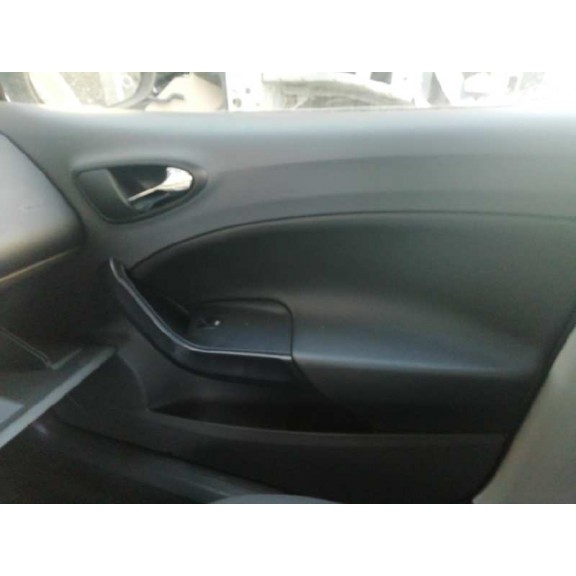 Recambio de guarnecido puerta delantera derecha para seat ibiza (6j5) 1.4 16v referencia OEM IAM   