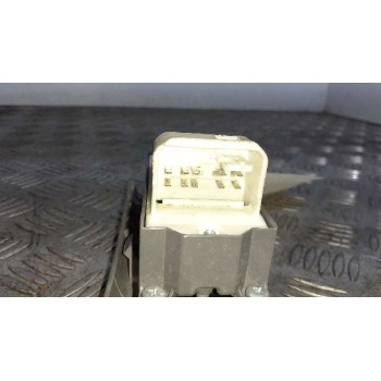 Recambio de mando elevalunas delantero izquierdo para toyota yaris live referencia OEM IAM  DE 2 