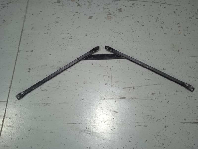 Recambio de travesaño superior para bmw serie m2 coupe (f87) basis referencia OEM IAM 737871101 690976101818 