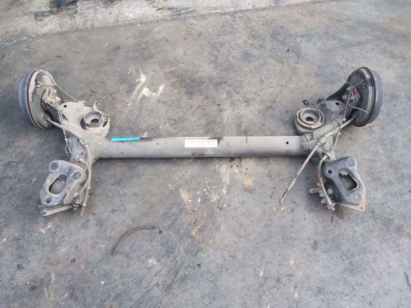 Recambio de puente trasero para opel corsa e business referencia OEM IAM TAMBOR Y ABS  