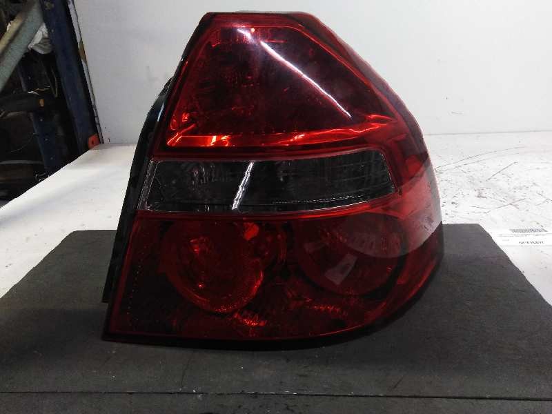 Recambio de piloto trasero derecho para chevrolet aveo 1.4 cat referencia OEM IAM   
