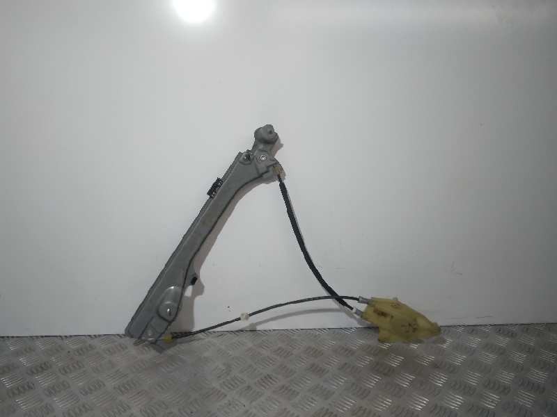 Recambio de elevalunas trasero izquierdo para renault laguna iii dynamique referencia OEM IAM 827010001R SO MECANISMO 