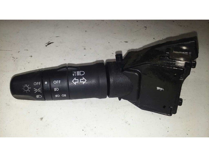 Recambio de mando luces para nissan almera (n16/e) acenta referencia OEM IAM 25540AV600  