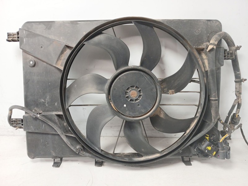Recambio de electroventilador para chevrolet orlando 1.8 cat referencia OEM IAM 16457002 3135104043 0130308113