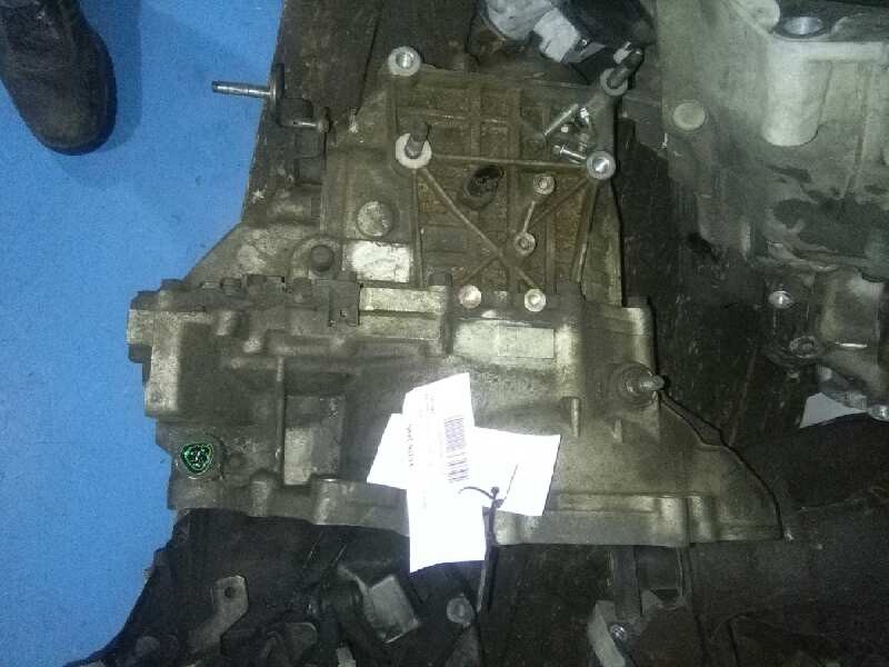 Recambio de caja cambios para kia cerato 2.0 ex crdi familiar (5-ptas.) referencia OEM IAM D4EA CASCO 