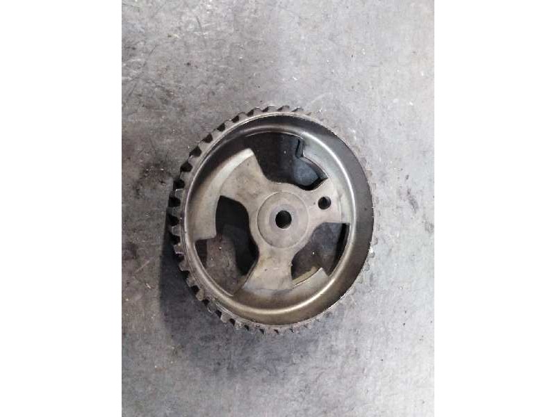 Recambio de polea arbol levas para peugeot 308 sport referencia OEM IAM 9657477580  