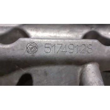 Recambio de puente delantero para fiat fiorino básico referencia OEM IAM 51749128  