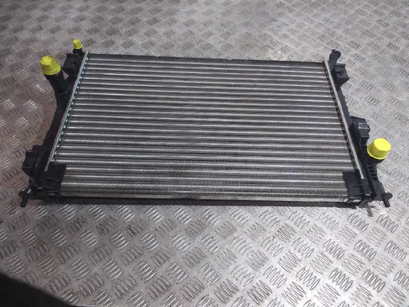 Recambio de radiador agua para citroën c4 picasso feel referencia OEM IAM 636014  